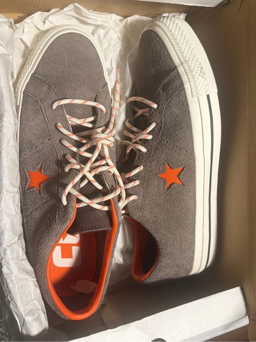 Converse classic gray